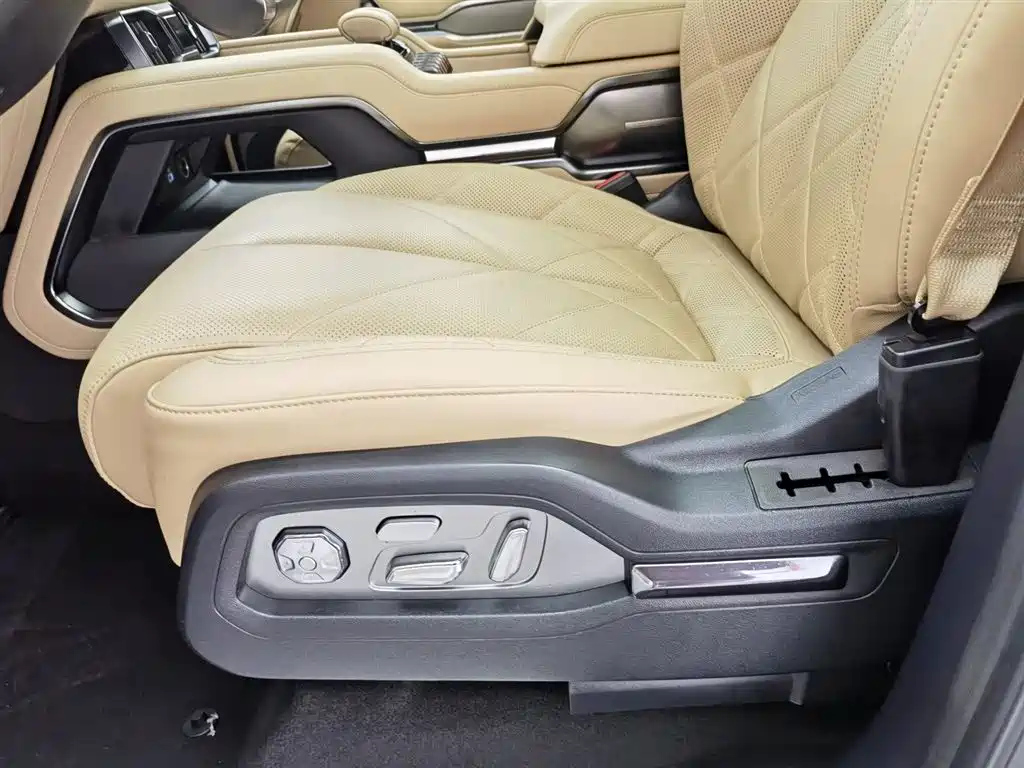 FANG CHENG BAO LEOPARD 8