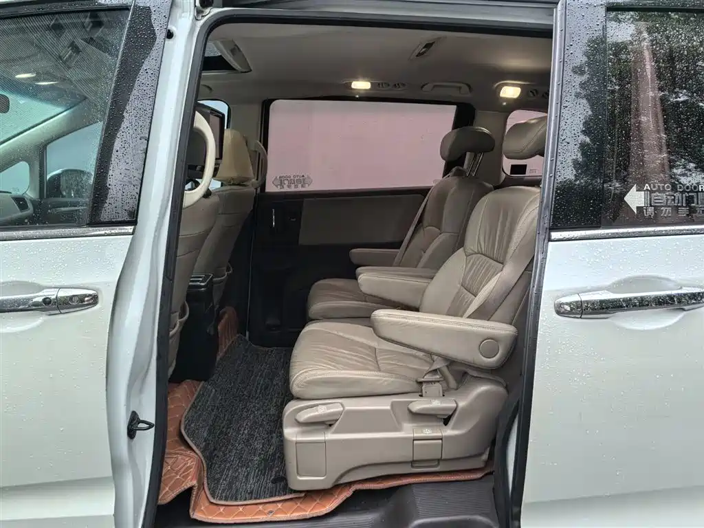 Honda Odyssey — миниатюра 18