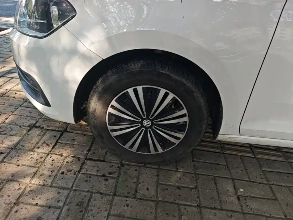 Volkswagen Santana — миниатюра 23