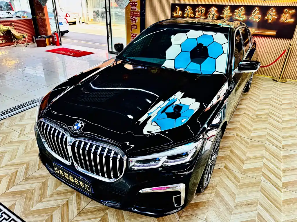 BMW 7 Series — миниатюра 6