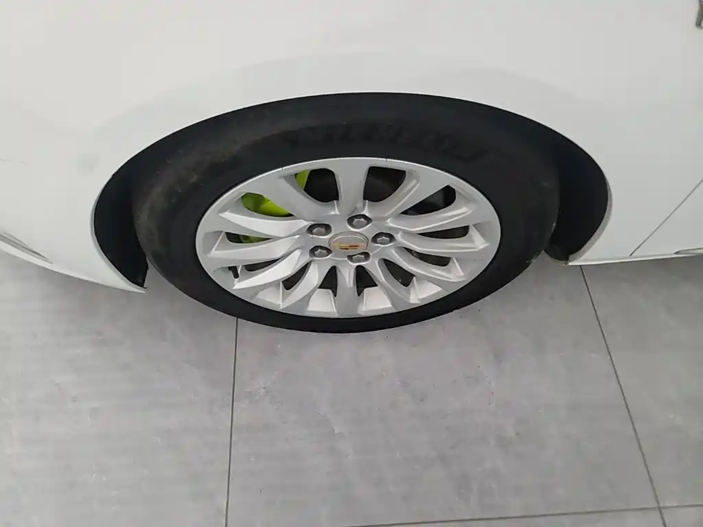 Cadillac XTS — миниатюра 23