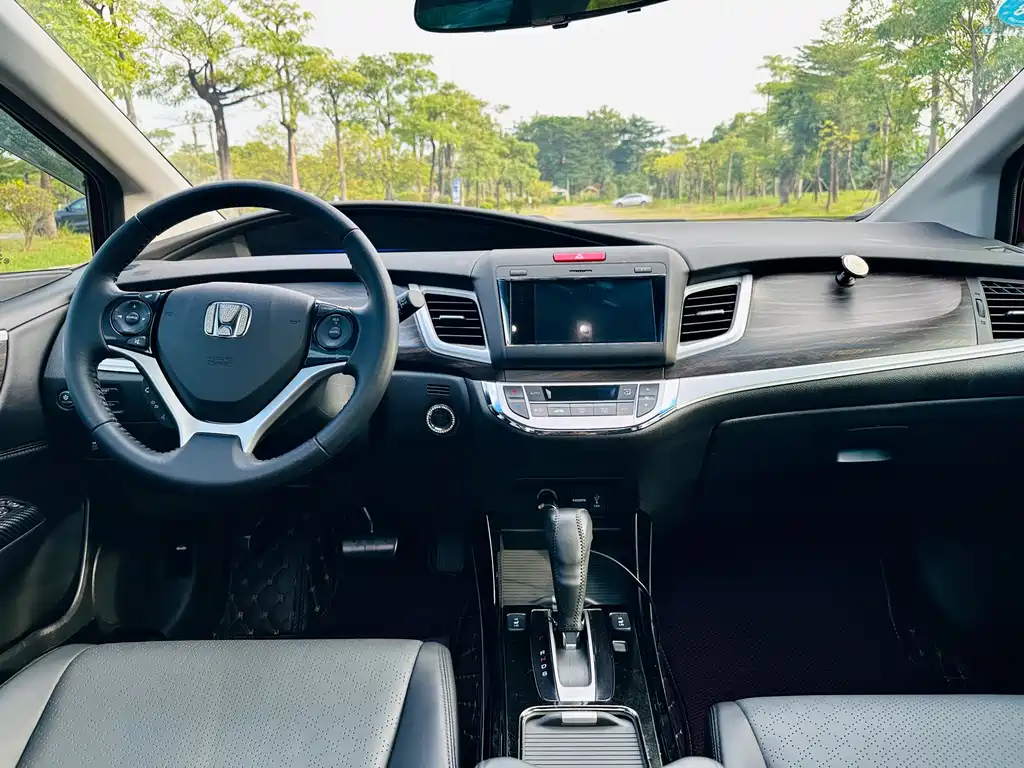 Honda Jade — миниатюра 13