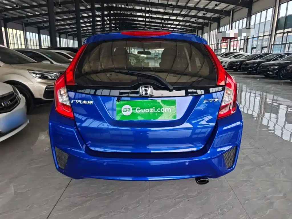 Honda Fit — миниатюра 6