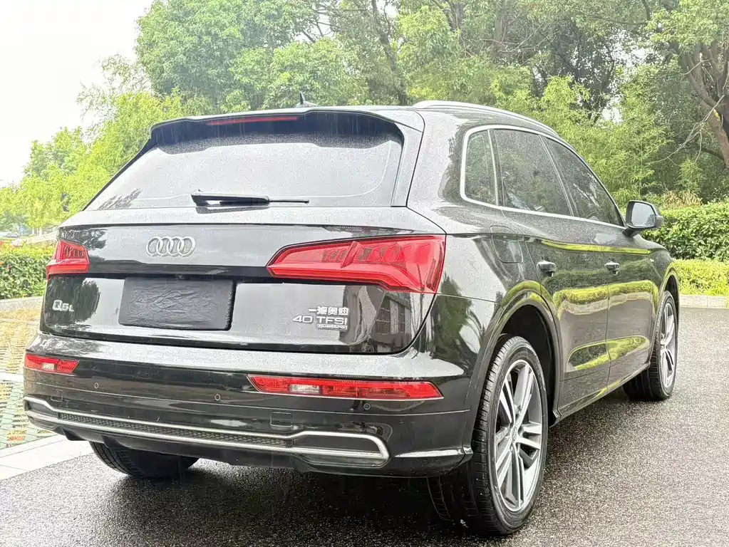 Audi Q5L — миниатюра 4