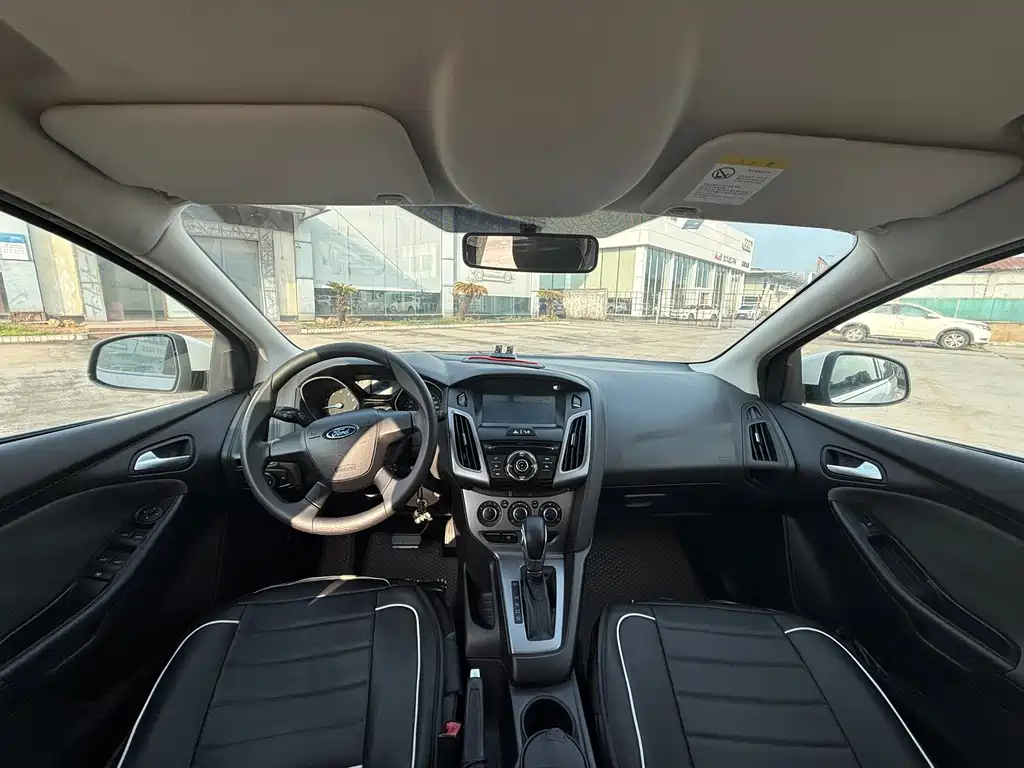 Ford Focus — миниатюра 7