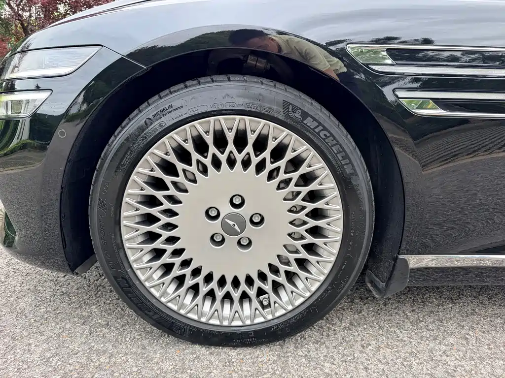 Genesis G80 — миниатюра 18