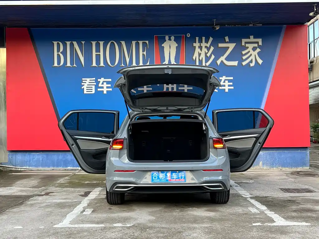 Volkswagen Golf — миниатюра 9