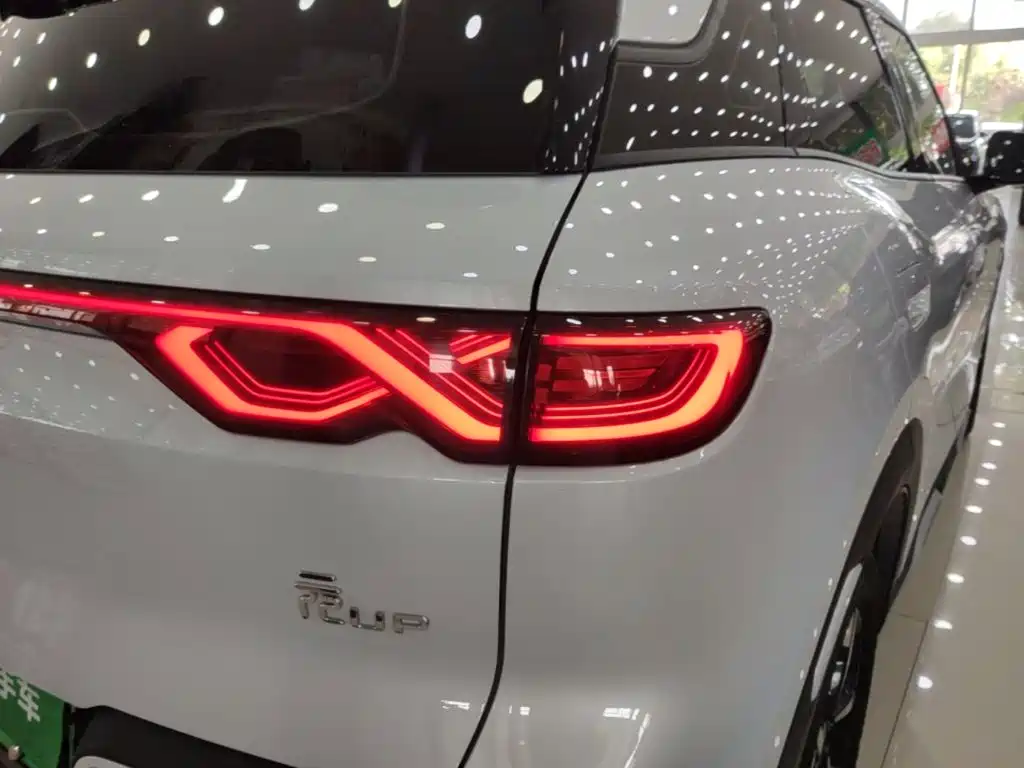 BYD Yuan UP — миниатюра 8
