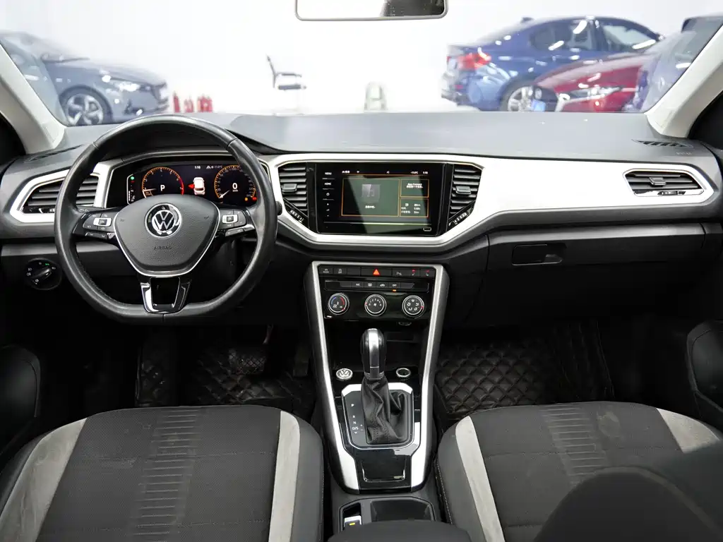 VOLKSWAGEN T ROC EXPLORING SONGS