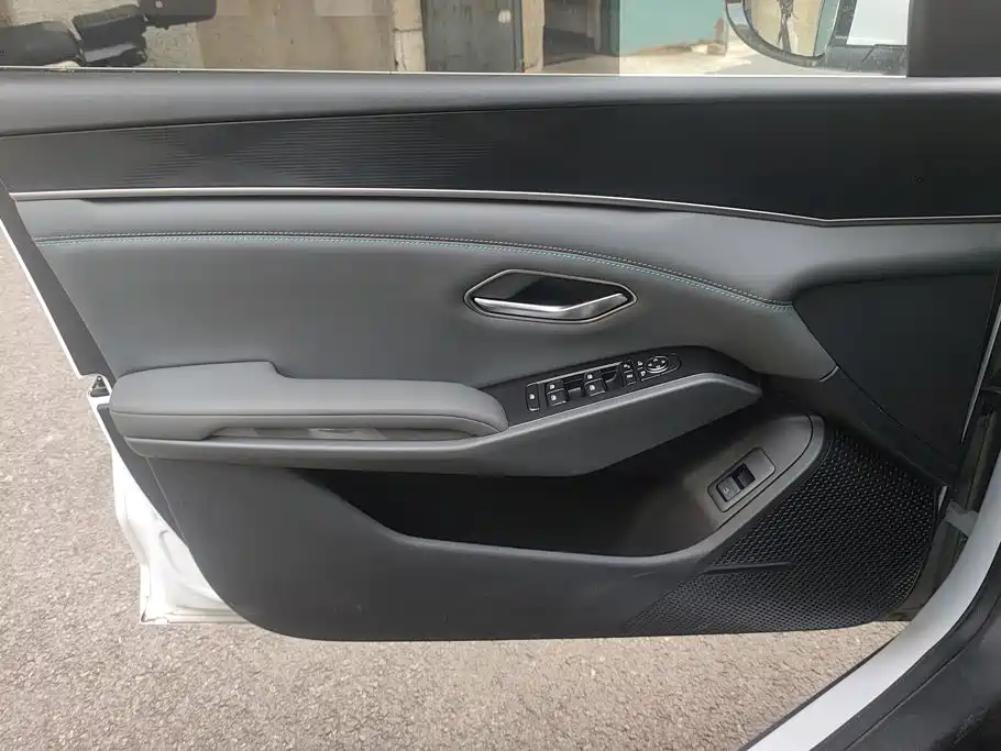 BYD Qin L — миниатюра 7