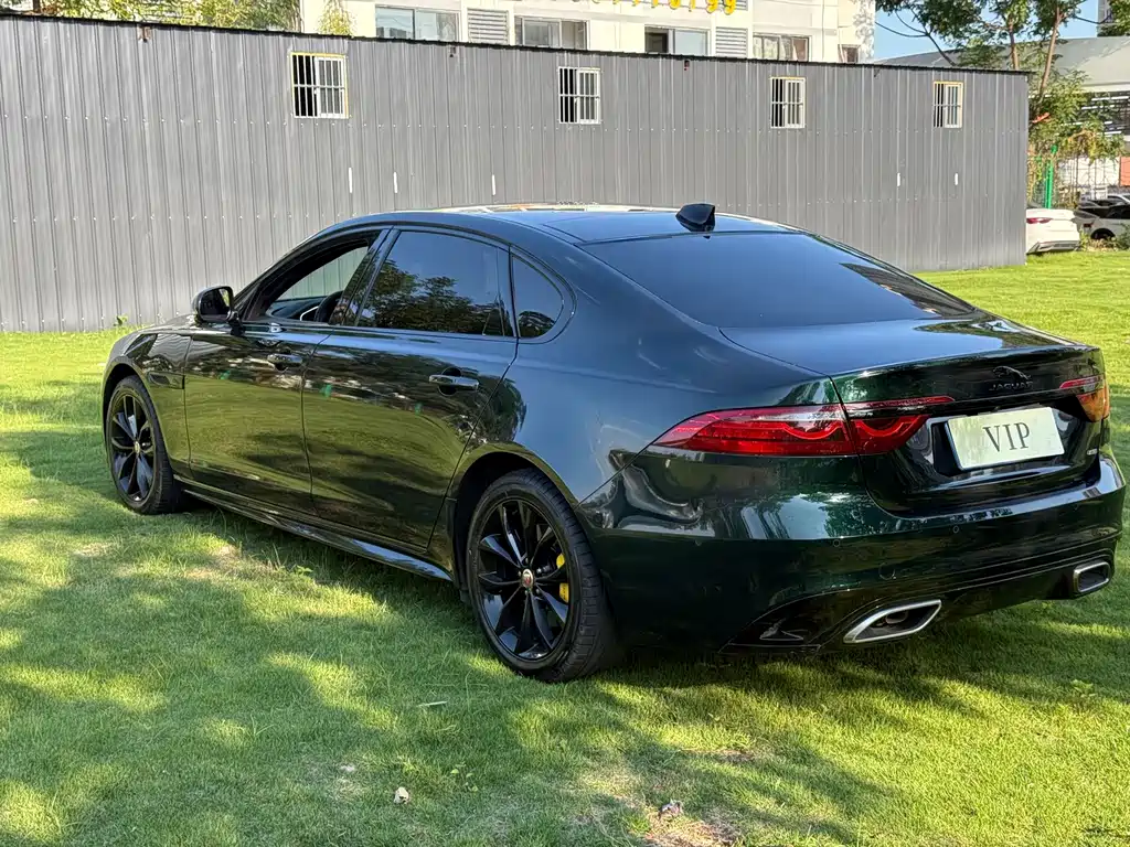 Jaguar XFL — миниатюра 6