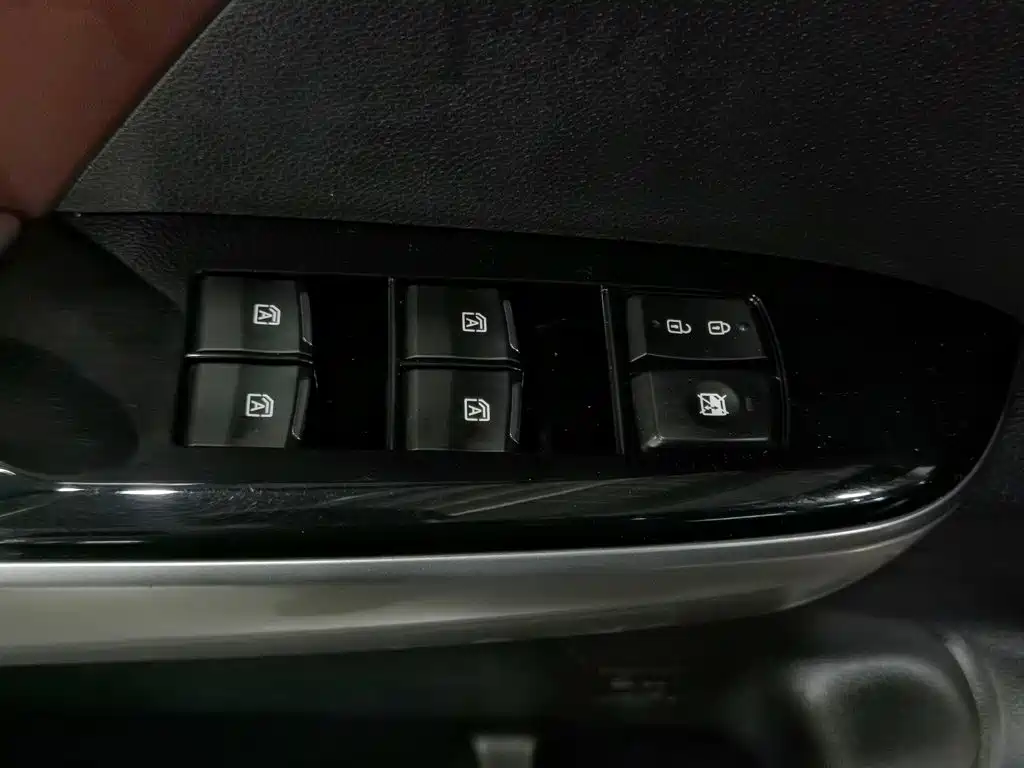 GAC Motor Trumpchi GS8 — миниатюра 9