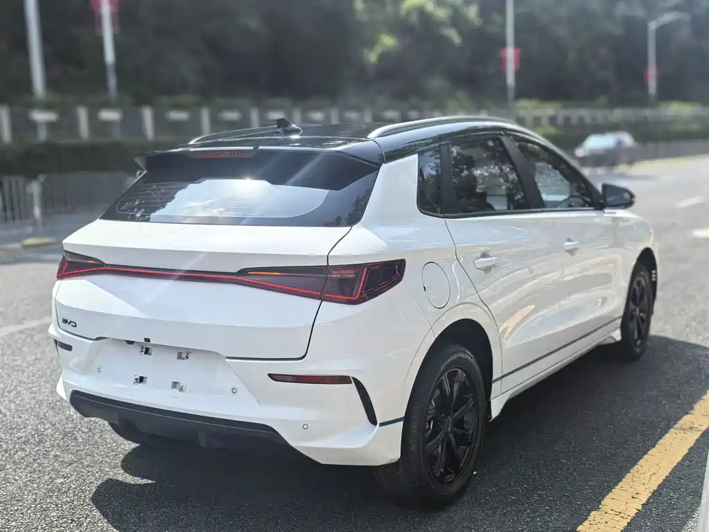 BYD e2 — миниатюра 10