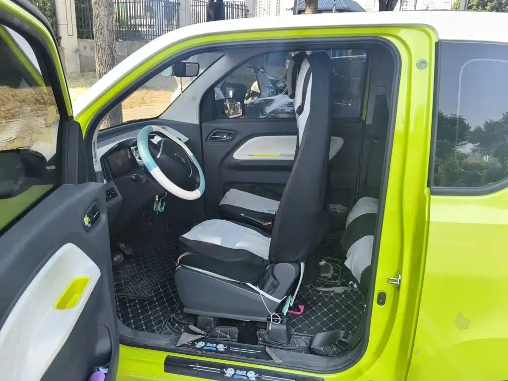 Wuling MINIEV — миниатюра 16