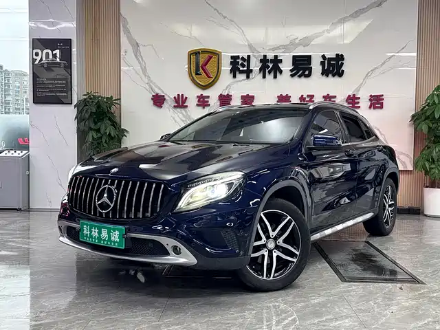 MERCEDES-BENZ  GLA 2017