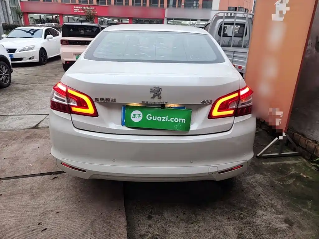 Peugeot 408 — миниатюра 6