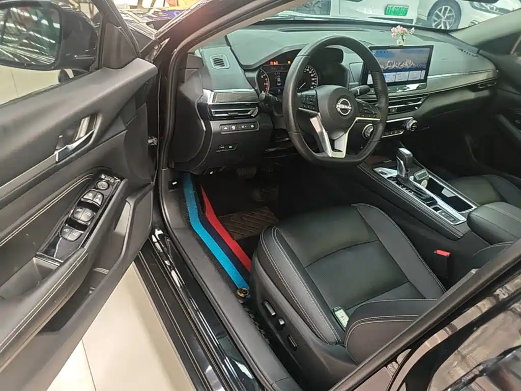 Nissan Teana — миниатюра 16