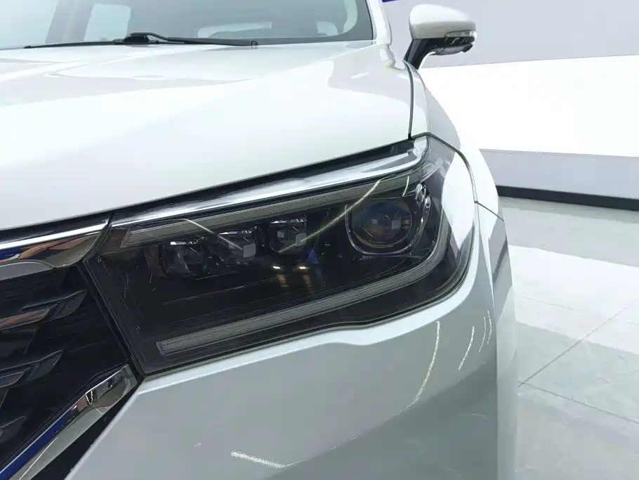 Zhonghua V7 — миниатюра 5