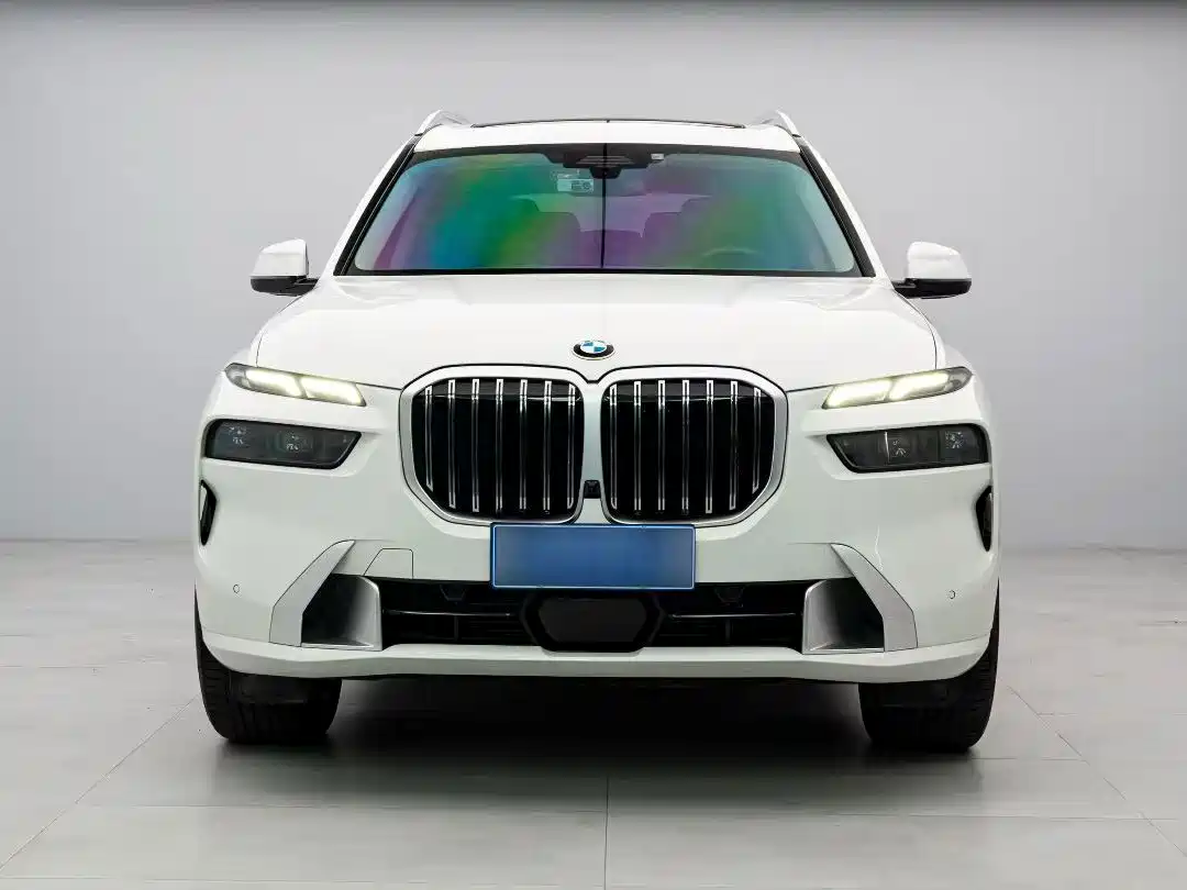 宝马X7 2023款 xDrive40i 领先型豪华套装 2023