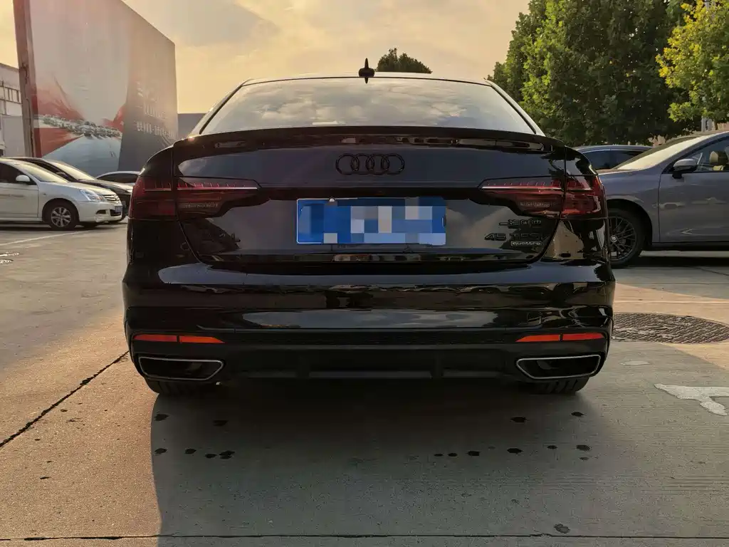 Audi A4L — миниатюра 2