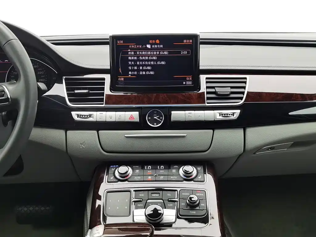 Audi A8 — фотографии объявления, Фото 13