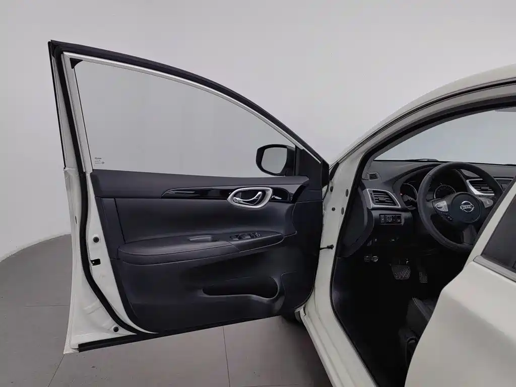 Nissan Sylphy — миниатюра 8