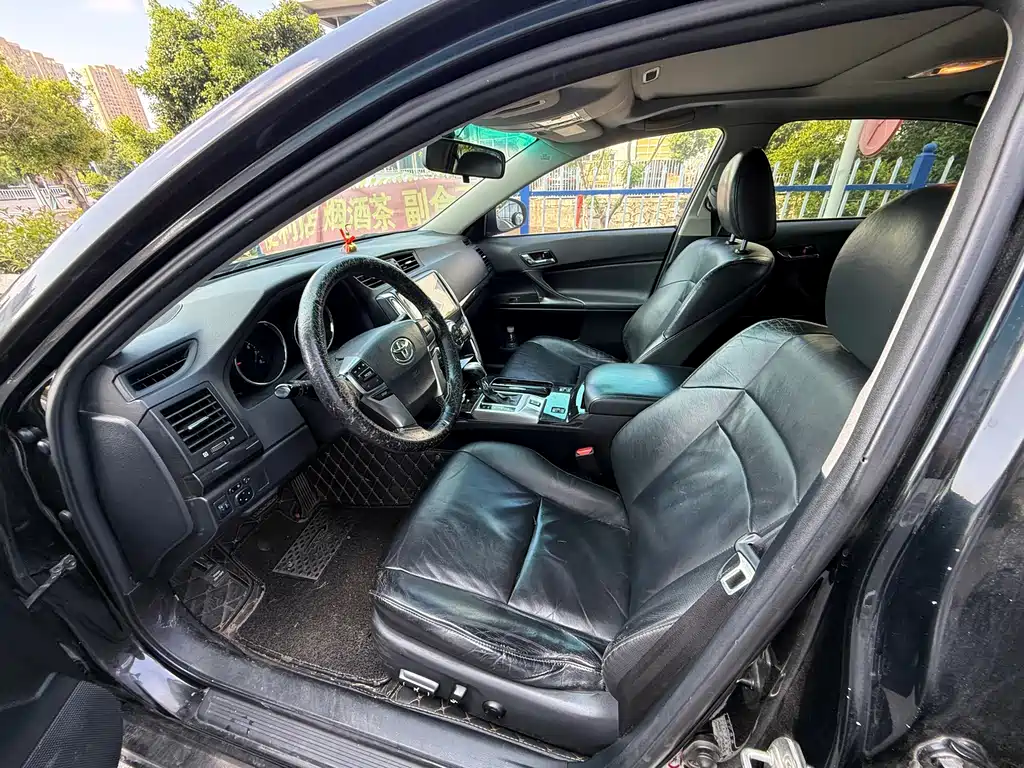 Toyota Reiz — миниатюра 2