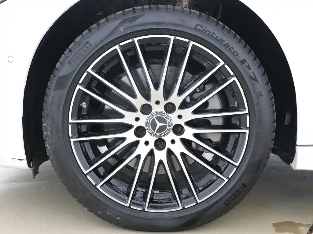 Mercedes-Benz C-Class — миниатюра 5