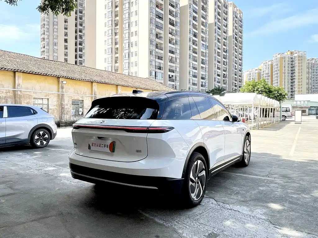 NIO ES6 — миниатюра 6