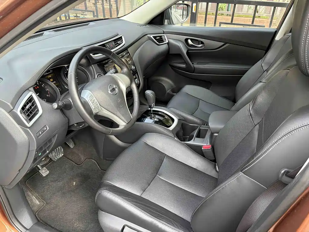 Nissan X-Trail — миниатюра 7