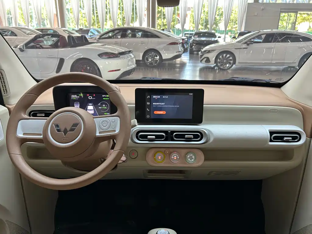 Wuling MINIEV — миниатюра 16