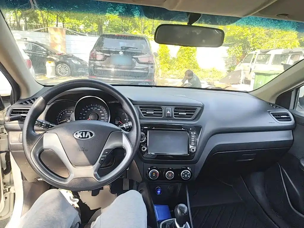 Kia K2 — миниатюра 10