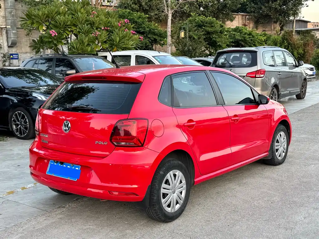 Volkswagen Polo — миниатюра 5