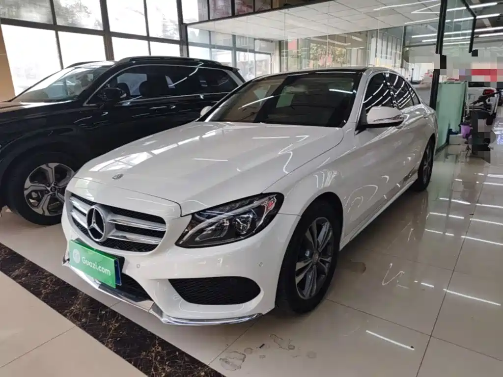 Mercedes-Benz C-Class — миниатюра 2
