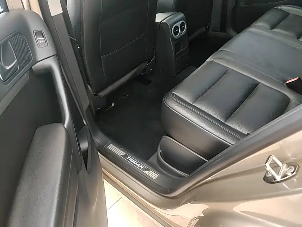 Volkswagen Tiguan — миниатюра 17