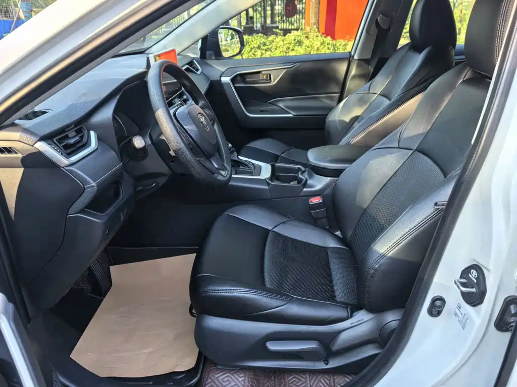 Toyota Wildlander — миниатюра 6