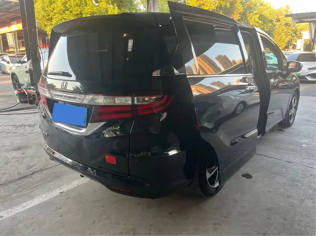 Honda Odyssey — миниатюра 6