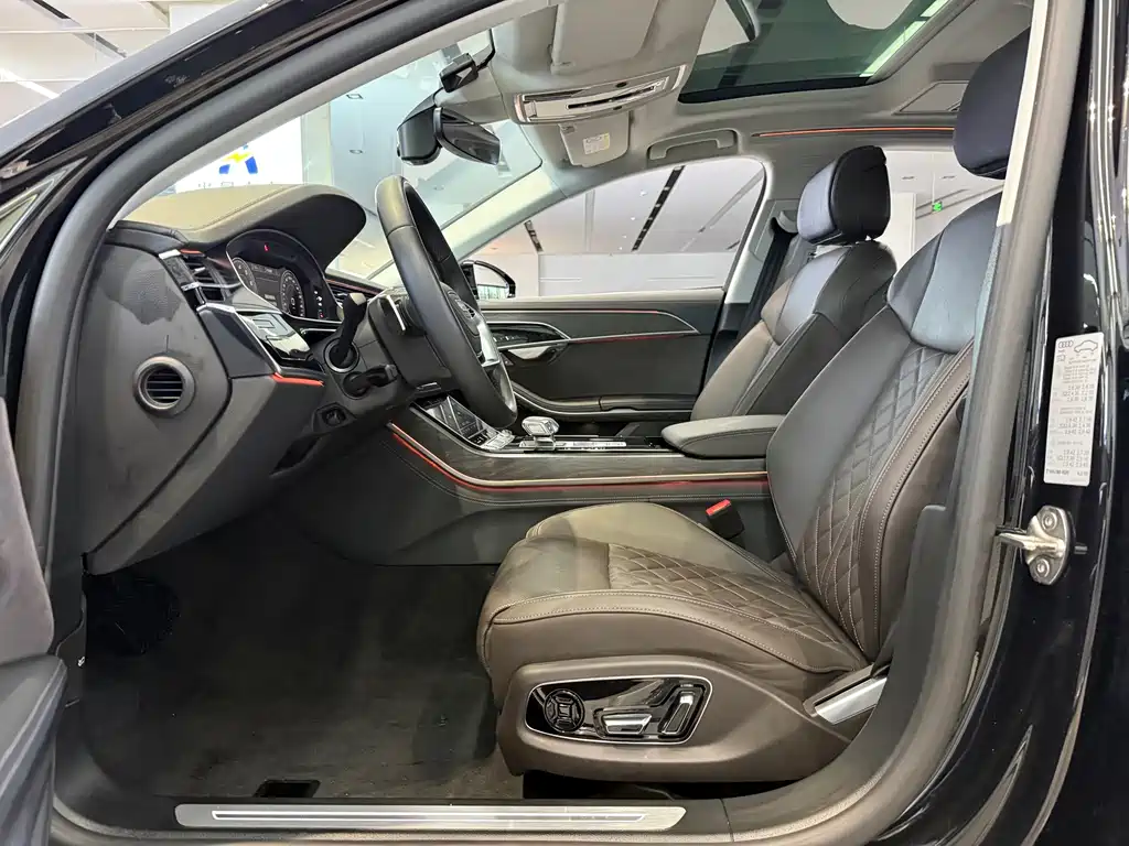 Audi A8 — миниатюра 6