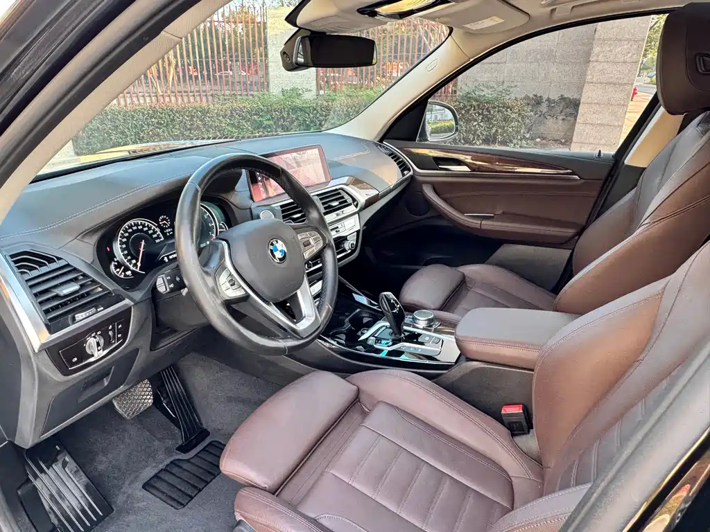 BMW X3 — миниатюра 7