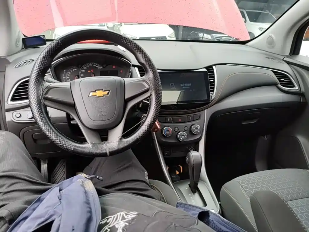 Chevrolet Trax — миниатюра 10