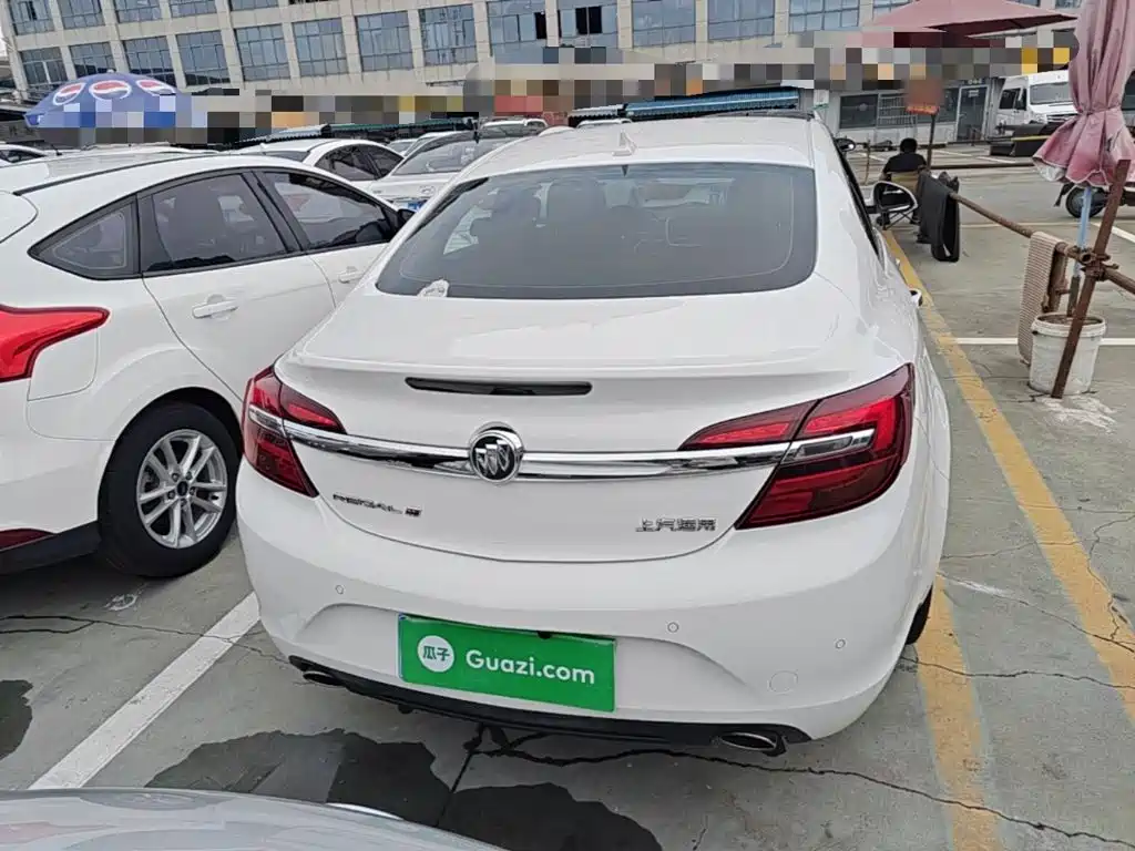 Buick Regal — миниатюра 6