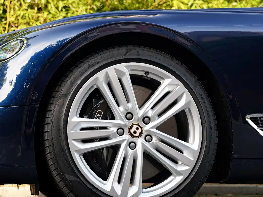 Bentley Continental — миниатюра 8