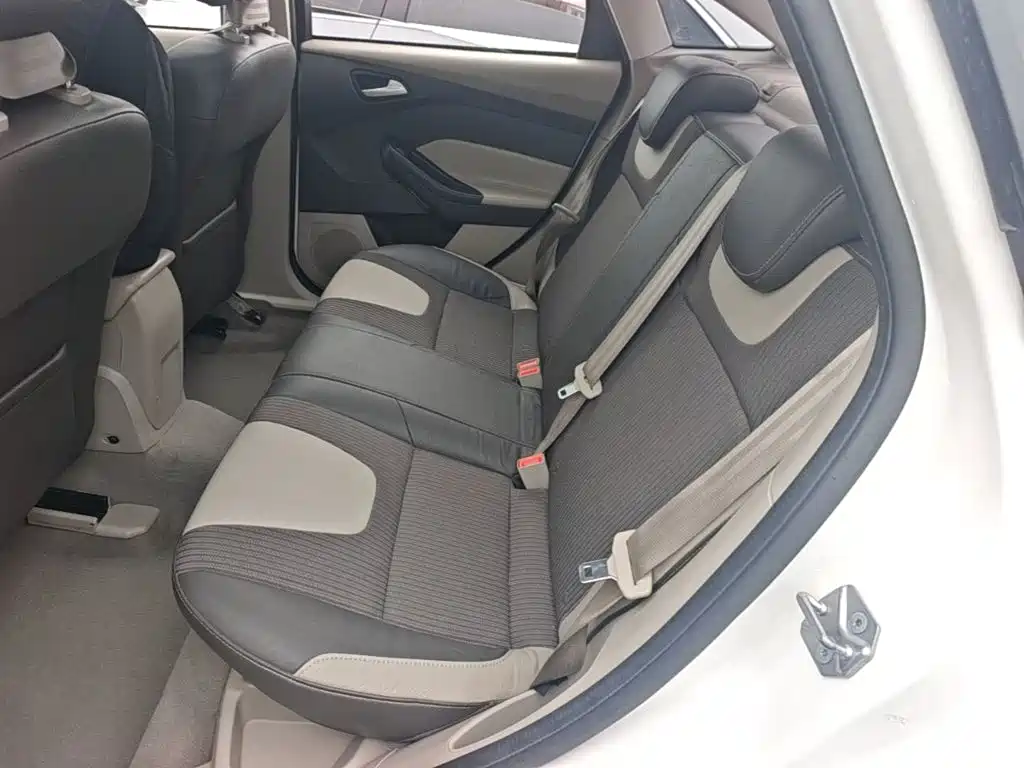 Ford Focus — миниатюра 17