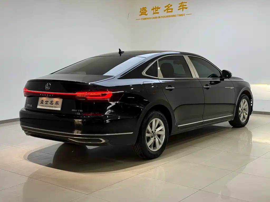 Volkswagen Passat — миниатюра 12