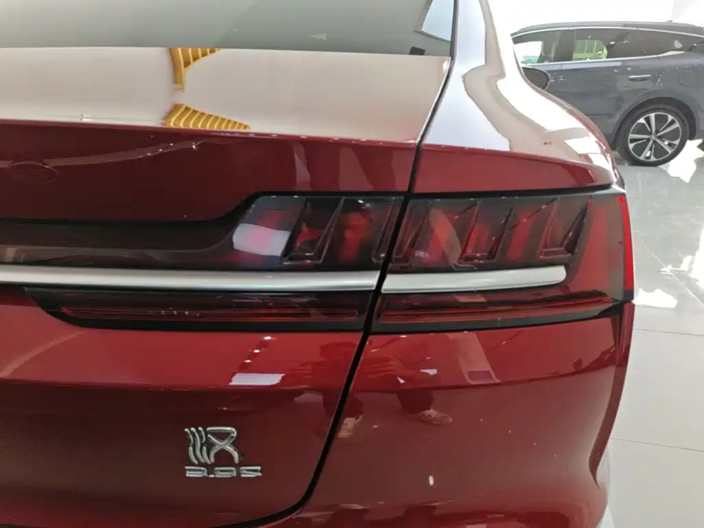 BYD Han — миниатюра 8