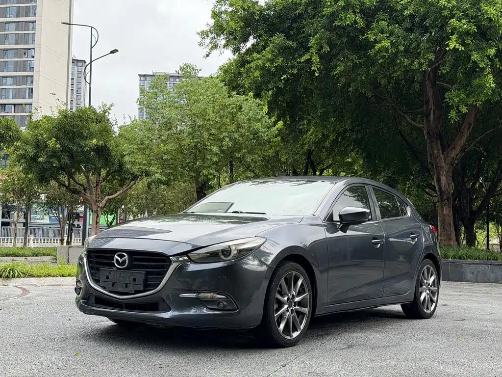 Mazda 3 Axela