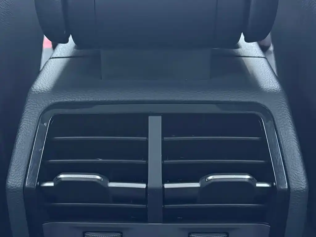 Audi Q3 — миниатюра 13