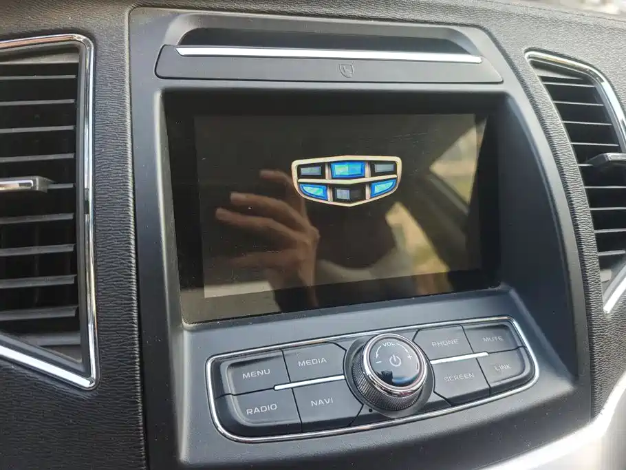 Geely Vision — миниатюра 13
