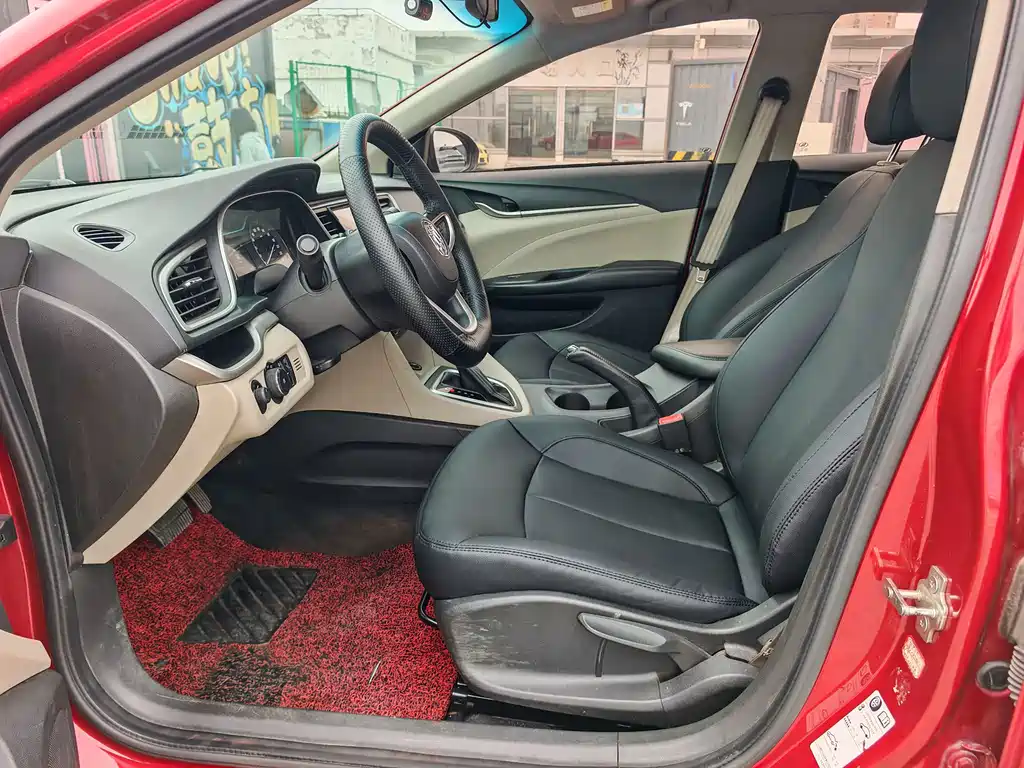 Buick Excelle — миниатюра 9