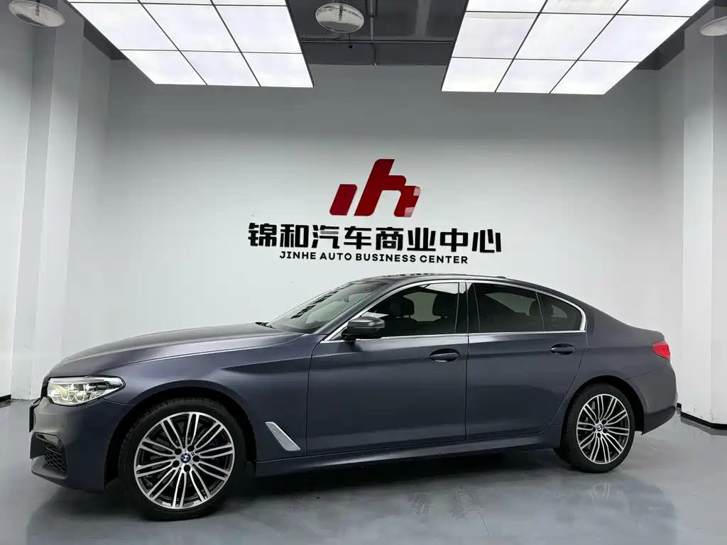 BMW 5 Series (Import) 2020